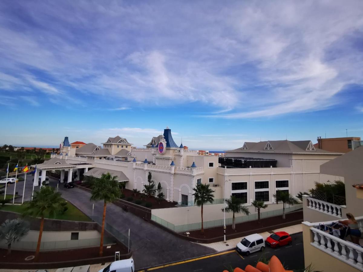 Golf Park Ocean View: Cozy Apartment with Terraces and Pools San Miguel de Abona Exterior photo