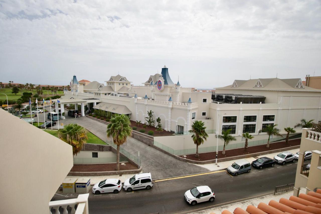 Golf Park Ocean View: Cozy Apartment with Terraces and Pools San Miguel de Abona Exterior photo