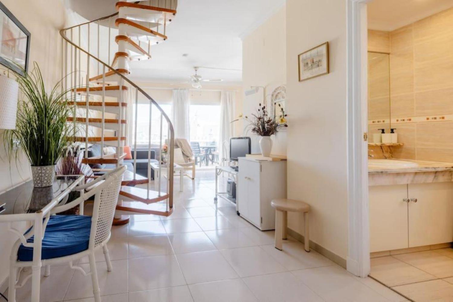 Golf Park Ocean View: Cozy Apartment with Terraces and Pools San Miguel de Abona Exterior photo